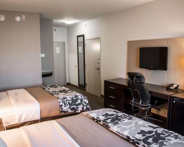 Sleep Inn & Suites Medical Center image 12